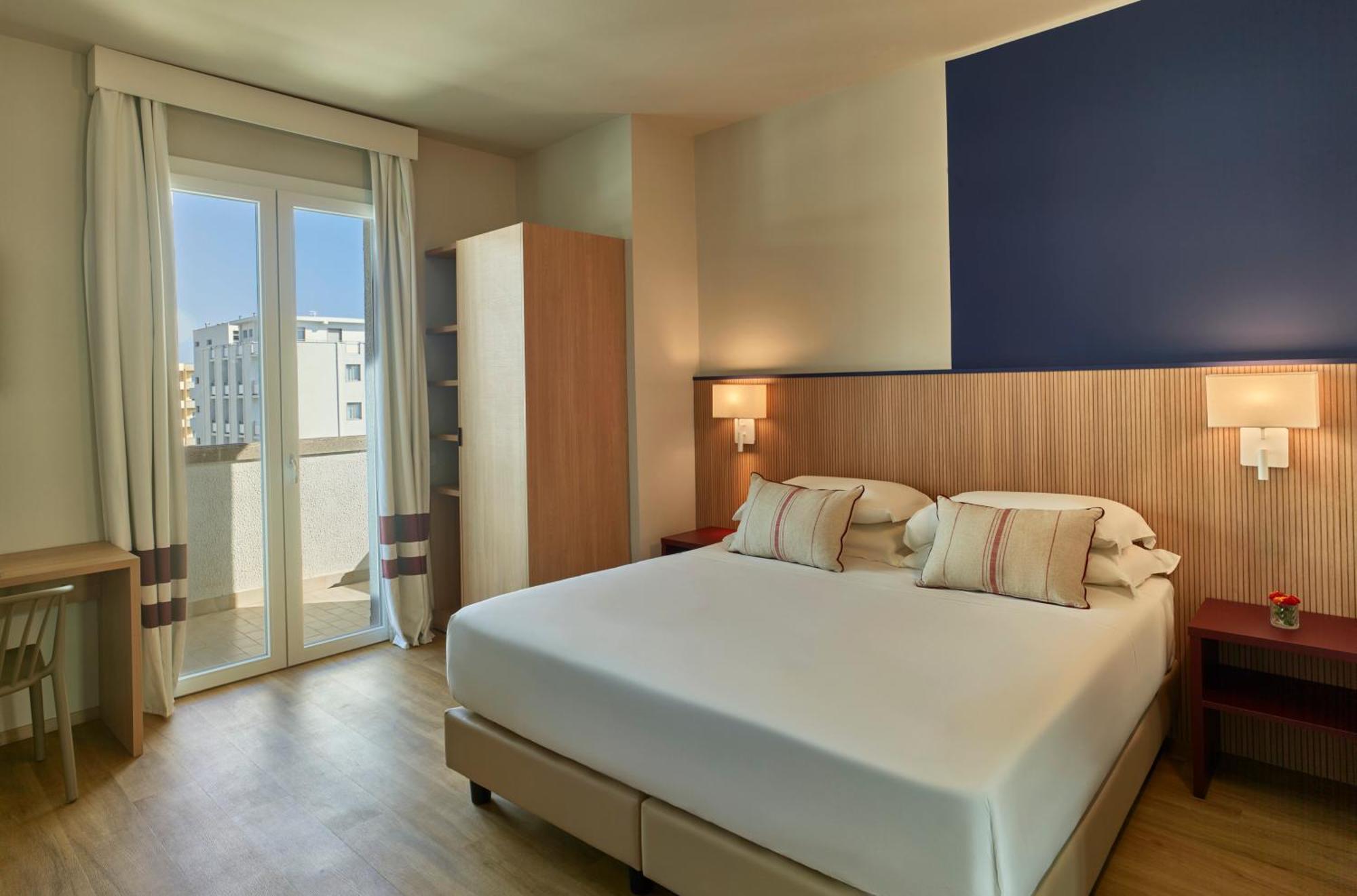 Serena Majestic Hotel Montesilvano Room photo